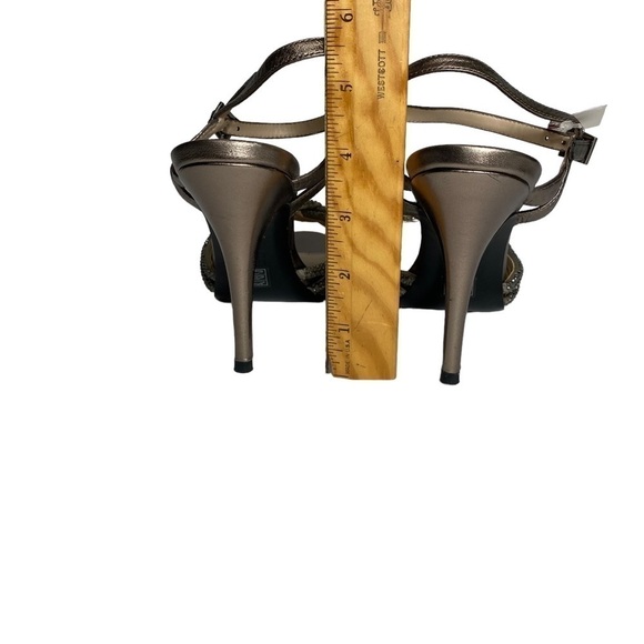 Pelle Moda Rhinestone Gray heels size 6M - Picture 6 of 11